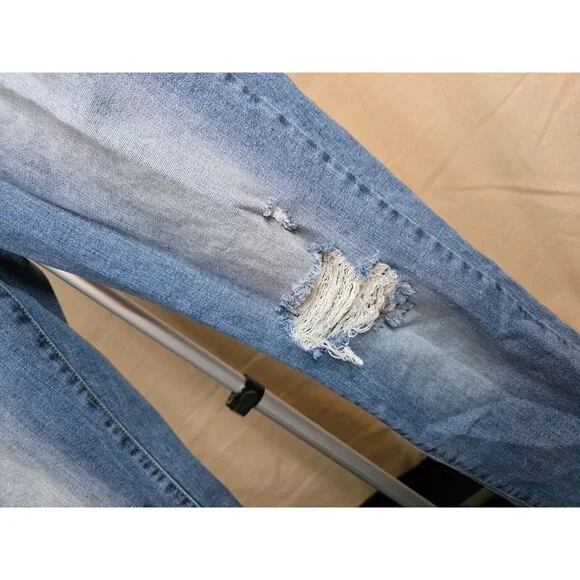 Just Black | Distressed Skinny Jeans | Light Medium Wash Size 29 Mid Rise Ankle - Picture 6 of 15